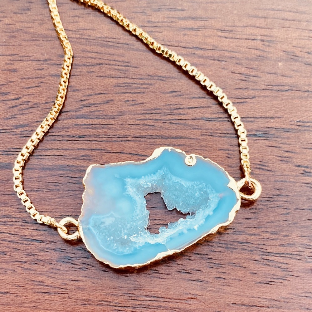 18K Milky White Agate Geode Bracelet - Picture 7 of 8